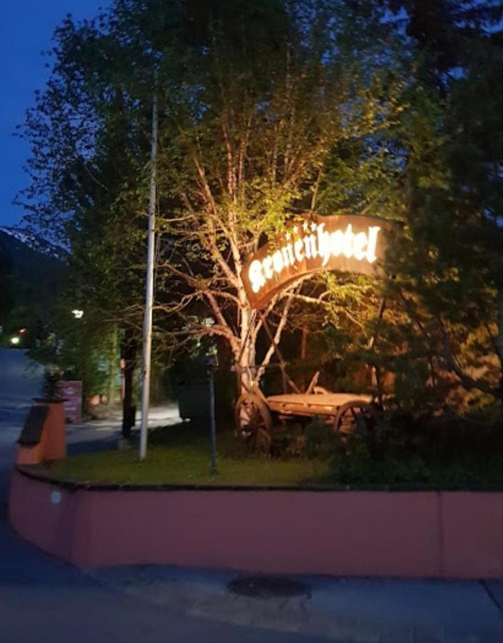Das Kronen Hotel Seefeld in Tirol Exterior foto