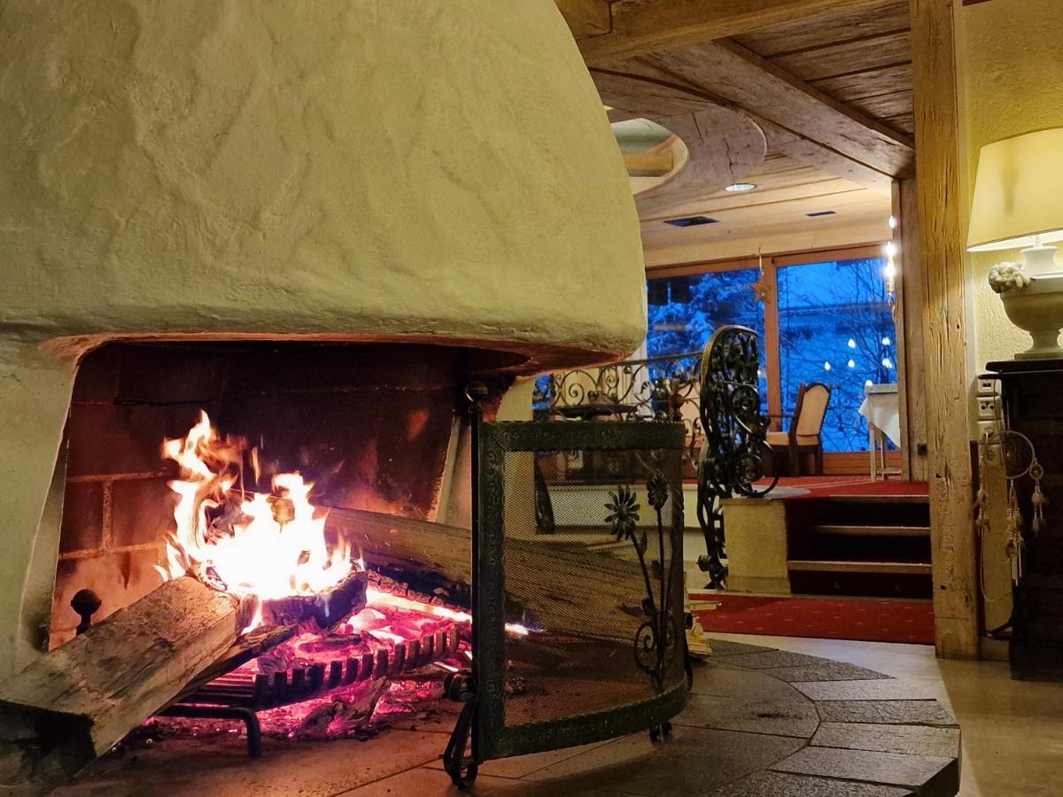 Das Kronen Hotel Seefeld in Tirol Exterior foto